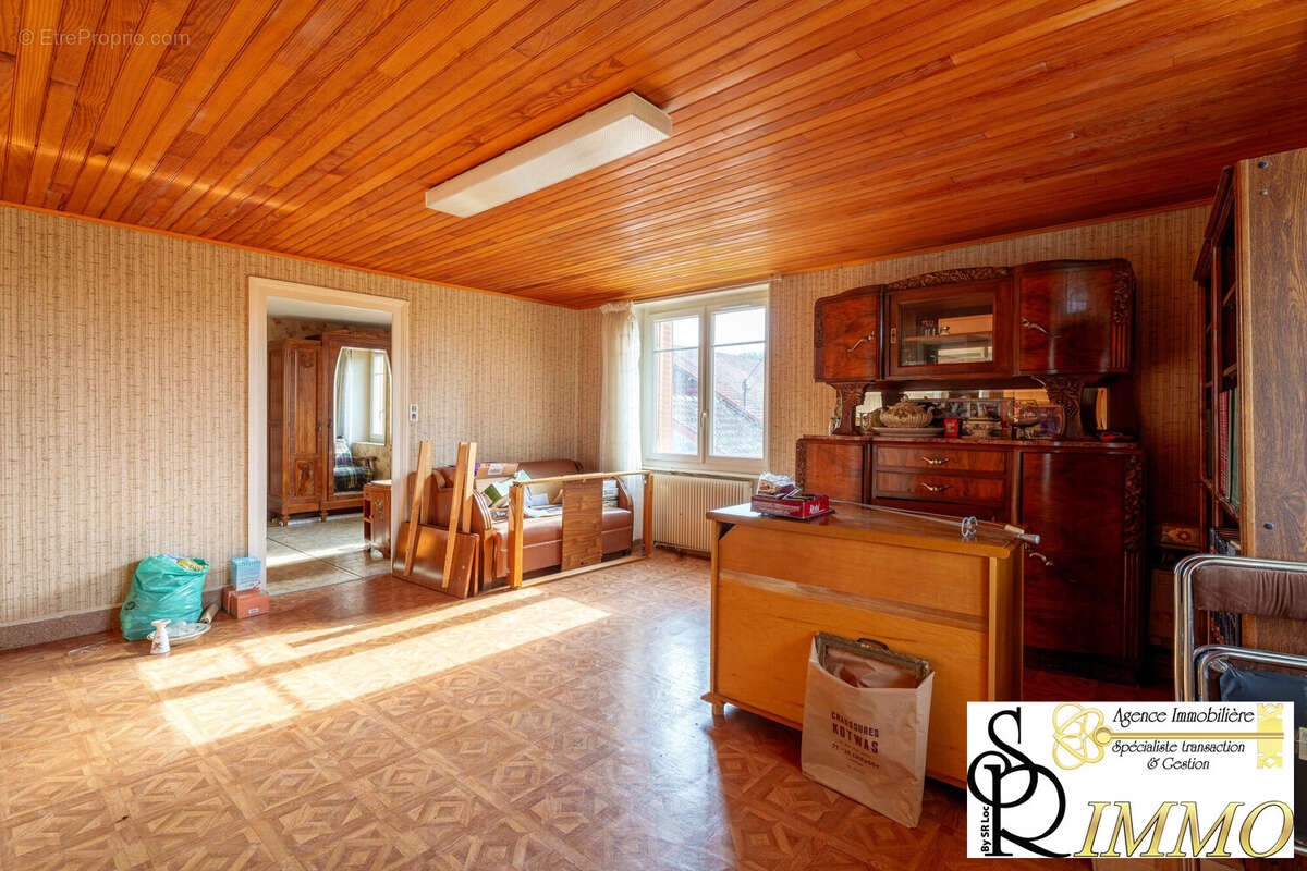 Maison à SAINT-LAURENT-D'ANDENAY