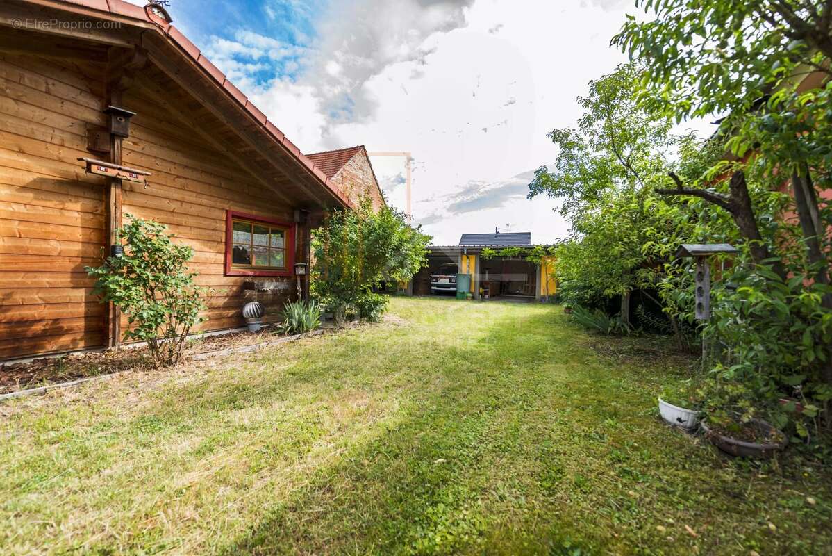Maison à OBERHOFFEN-SUR-MODER