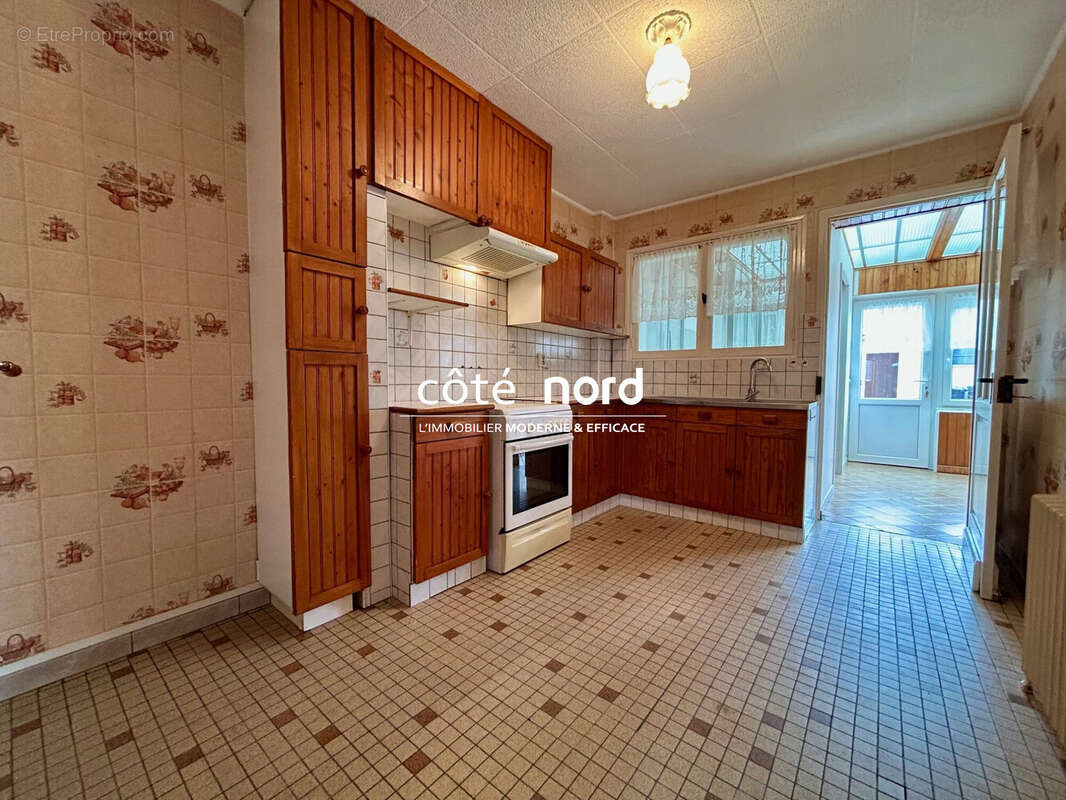 Maison à NEUVILLE-SAINT-REMY