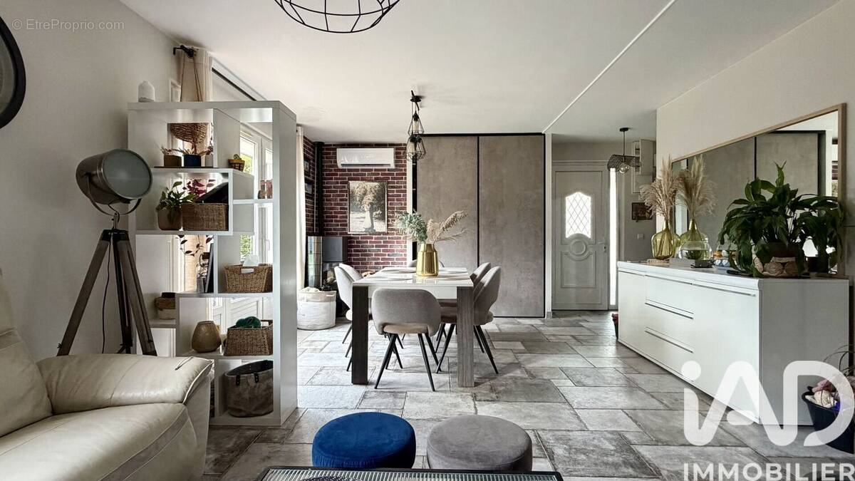 Photo 1 - Maison à VERRIERES