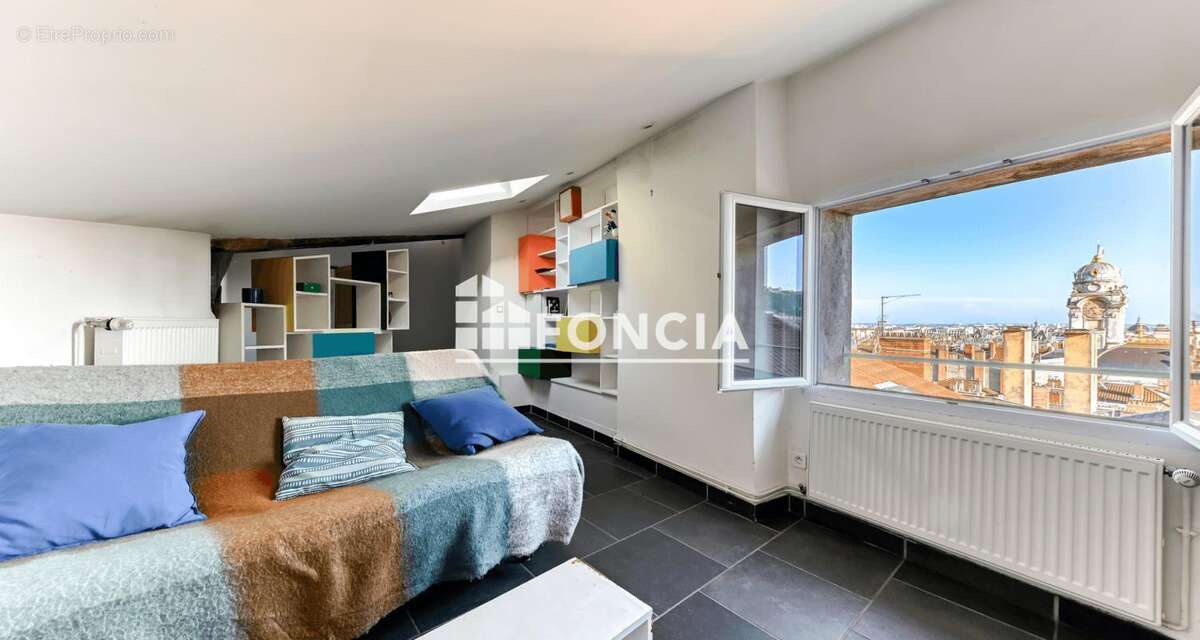 Appartement à LYON-1E