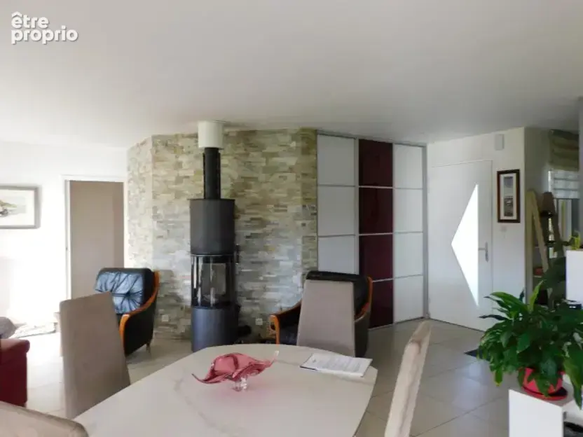 Maison 4 pièces 108 m² à vendre à Montendre (17130) - photo 4