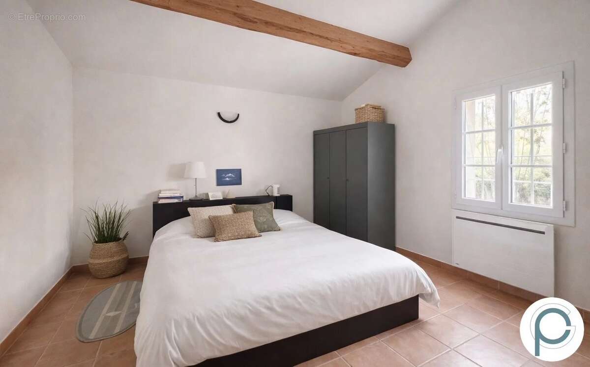 Appartement à LE CASTELLET
