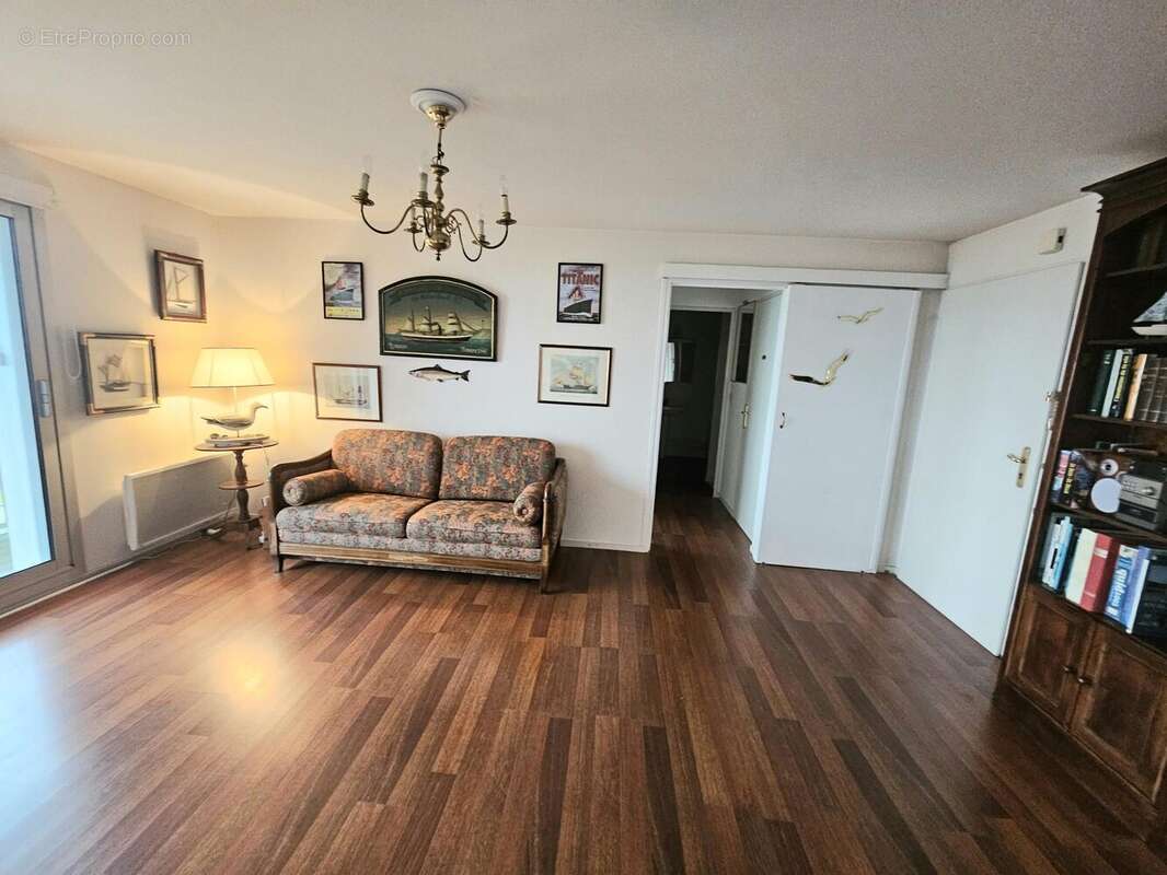 Appartement à BLONVILLE-SUR-MER