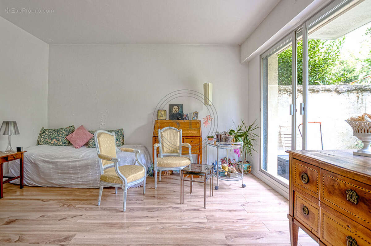 Appartement à VERSAILLES