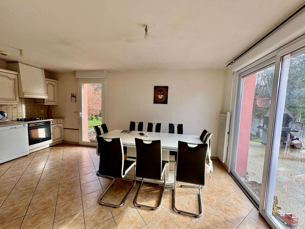 Maison à PLANCHER-BAS