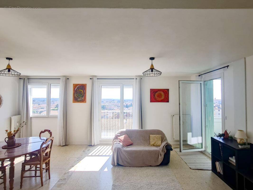 Appartement à NIMES