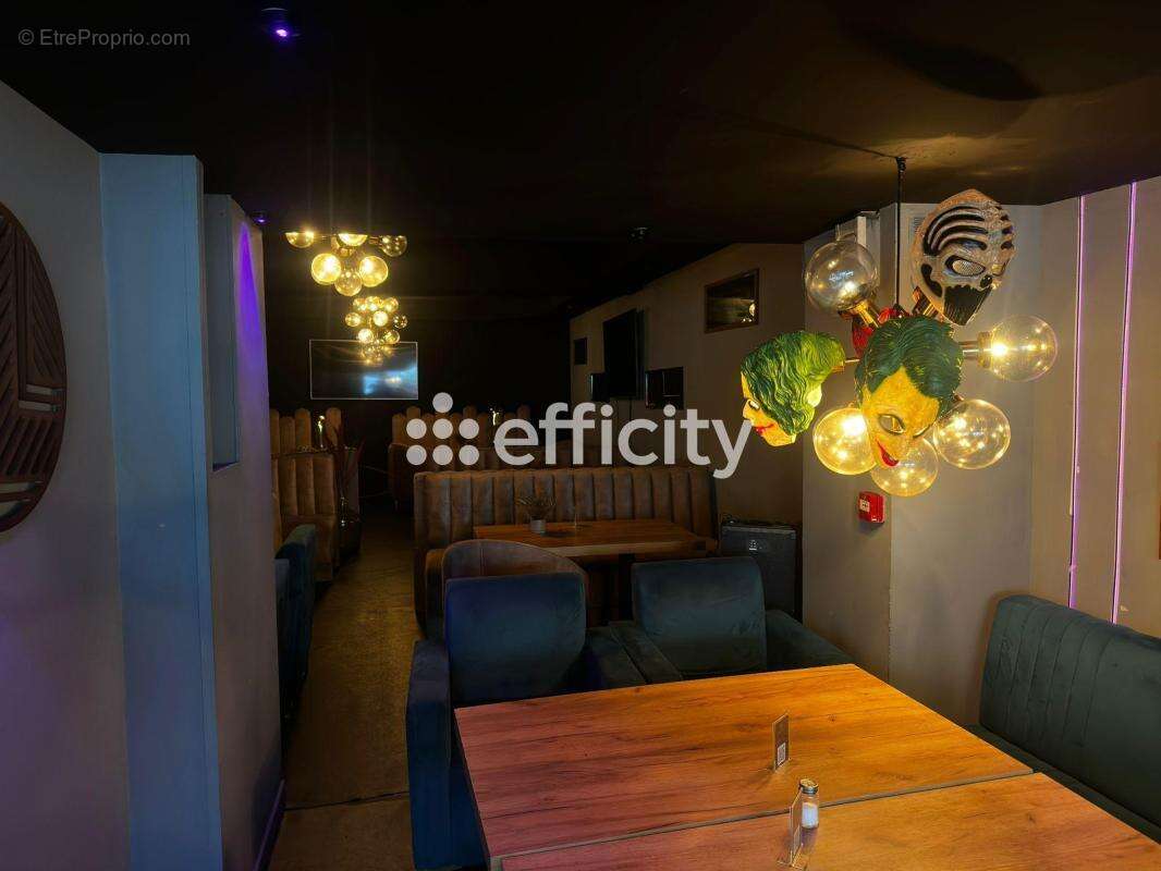 Commerce à LUZARCHES