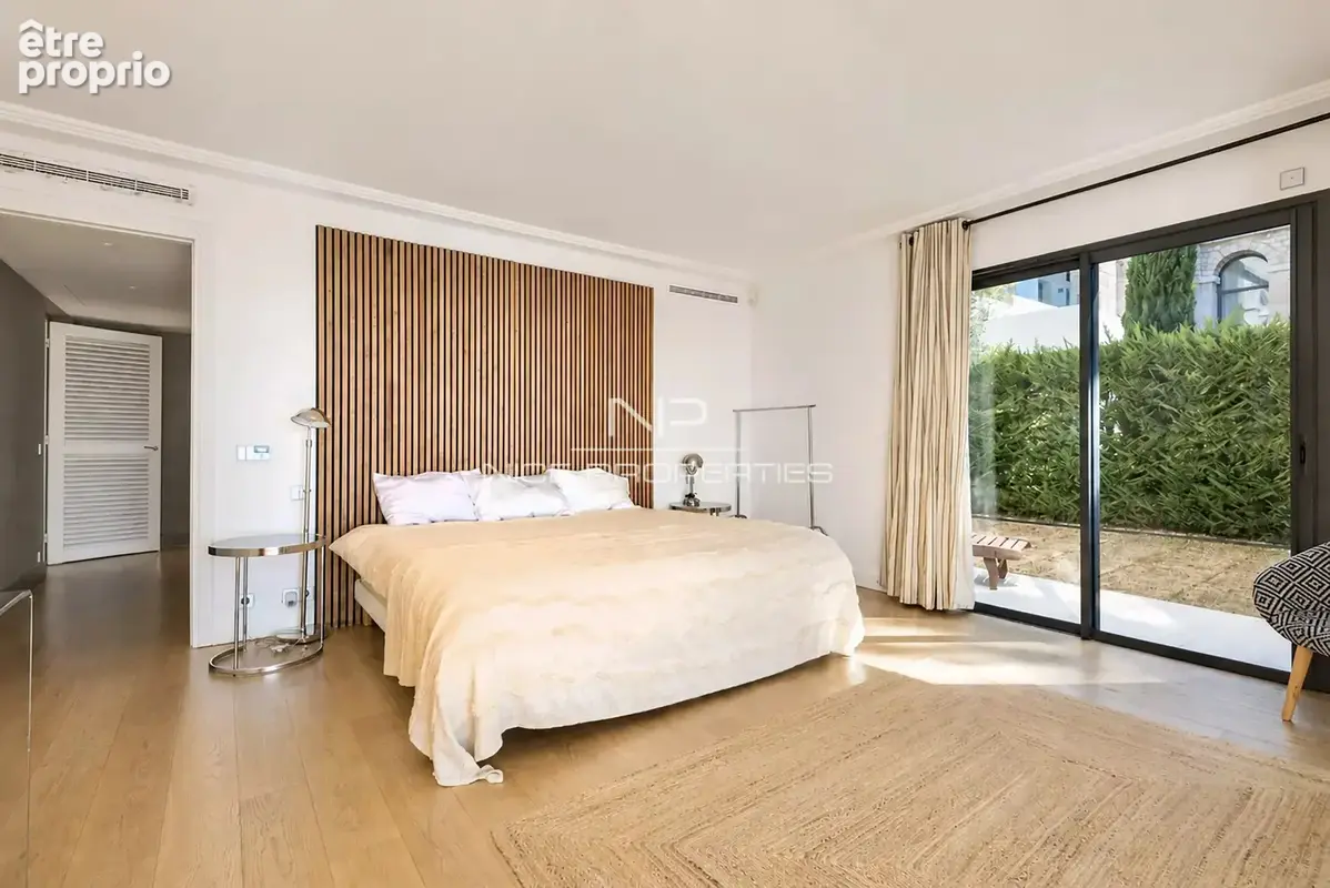 Nice – Cap de Nice – Palais Maeterlinck – duplex – vue mer – vue panoramique – terrasse – jardin privatif – accès mer – résidenc - photo 16