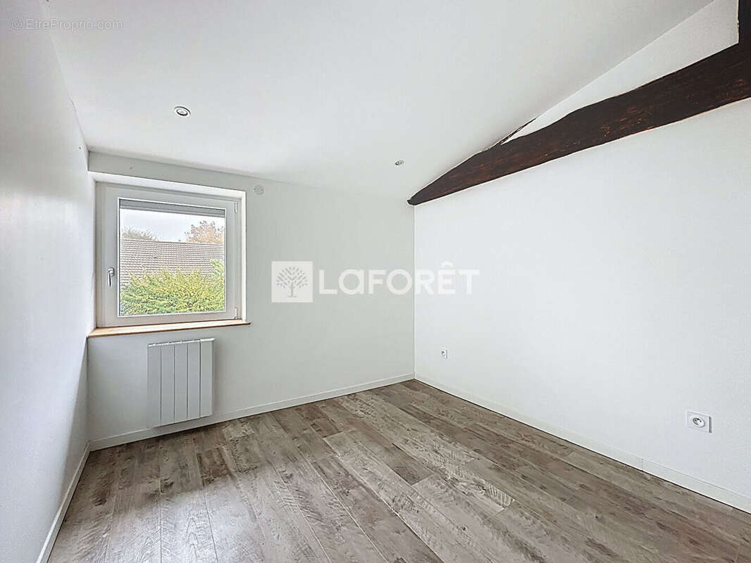 Appartement à VILLARS-LES-DOMBES