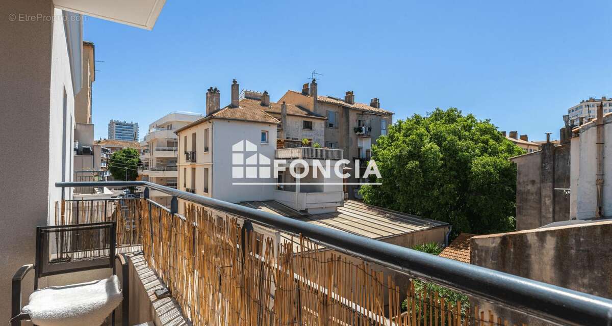 Toulon t2 terrasse parking privee toulon proche centre ville - photo 5