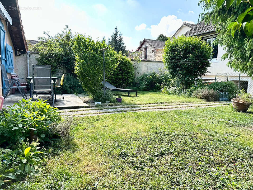 Maison à GONESSE