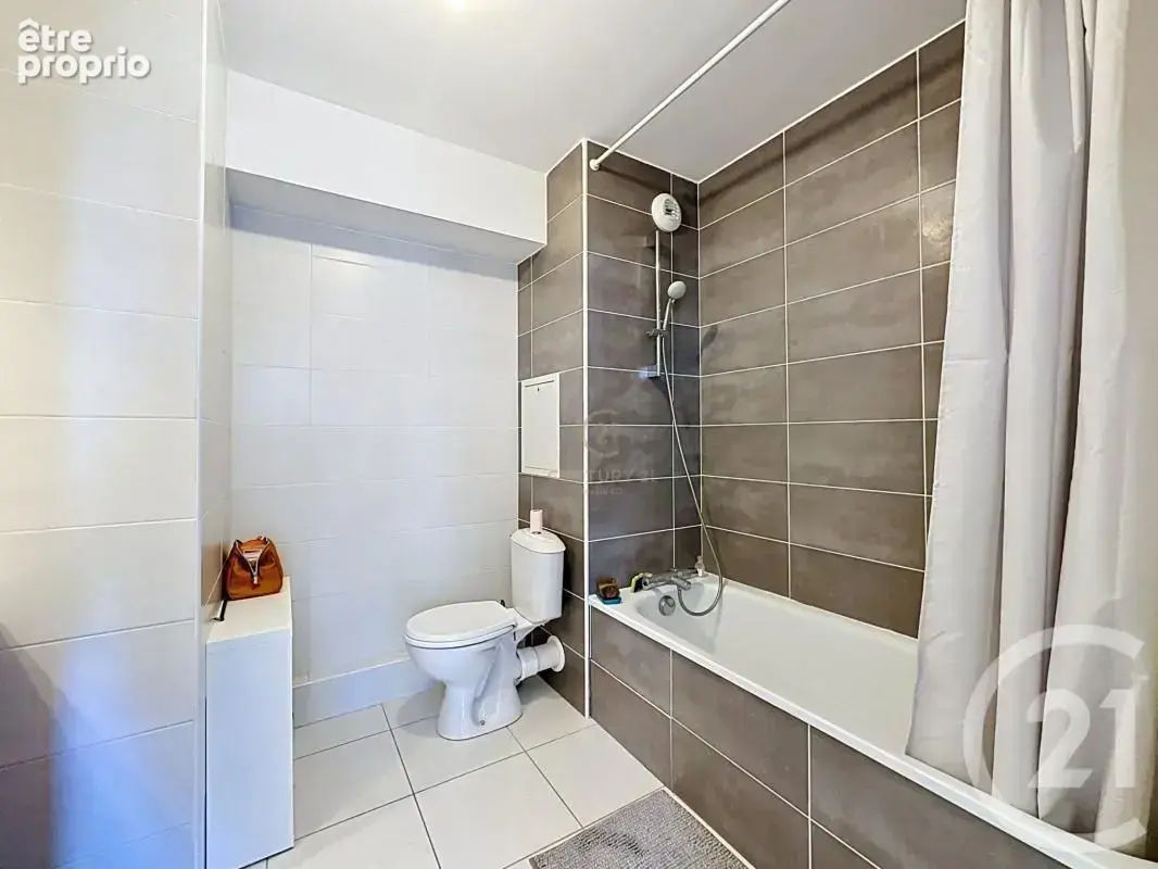 Appartement 33 m² à Lyon-8e  - photo 4