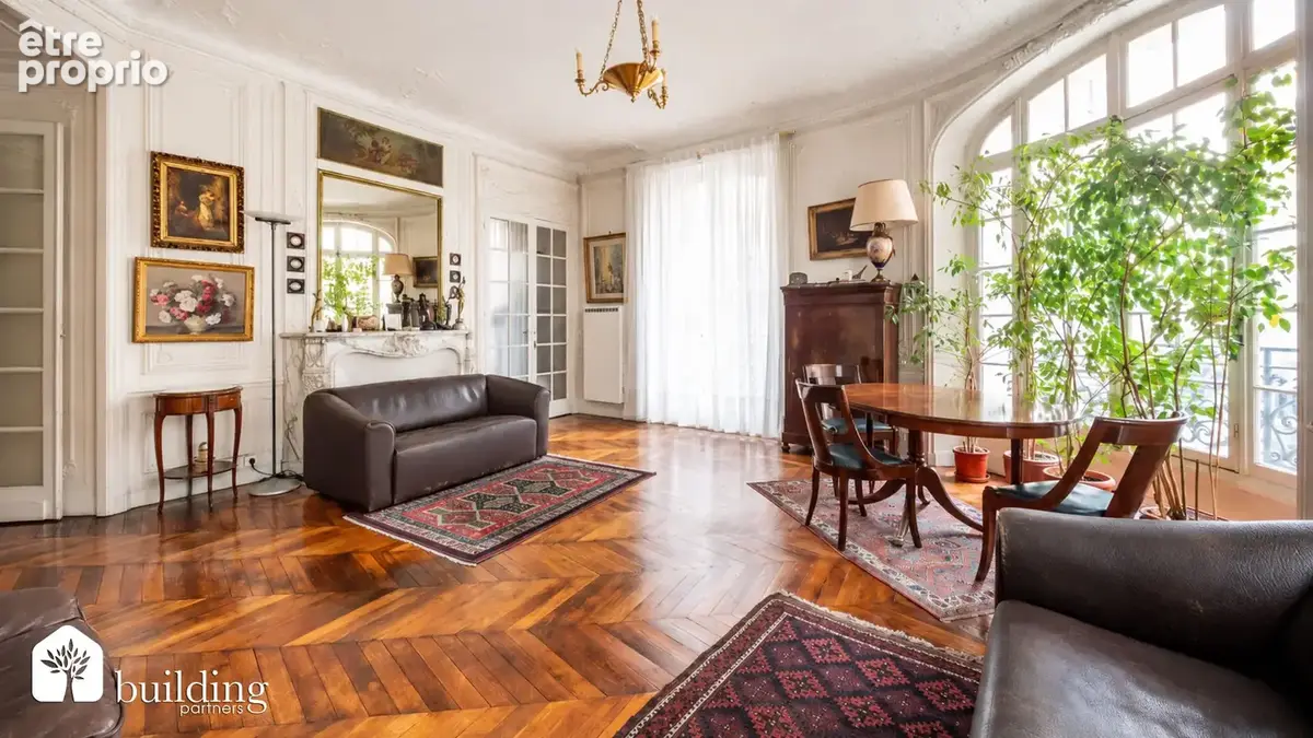 Appartement à PARIS-17E