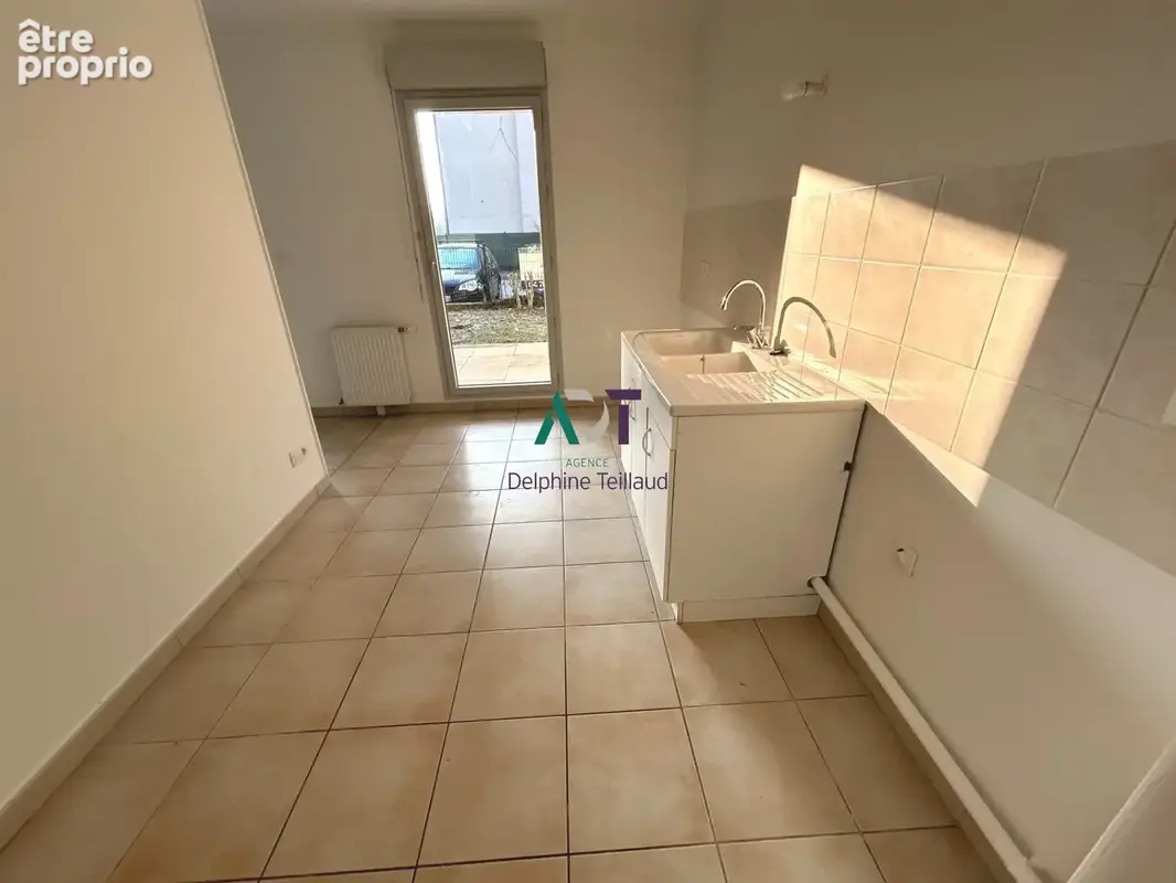 Appartement 3 pièces 70 m² à vendre à Meylan (38240) - photo 3
