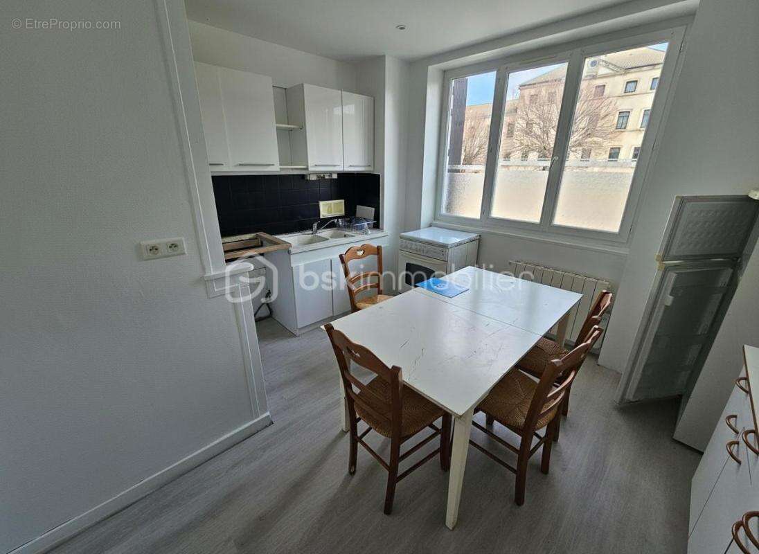 Appartement à YSSINGEAUX
