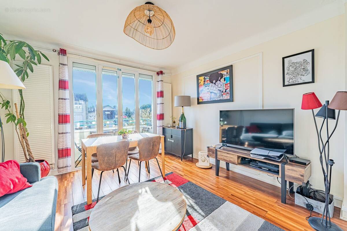Appartement à MAISONS-LAFFITTE