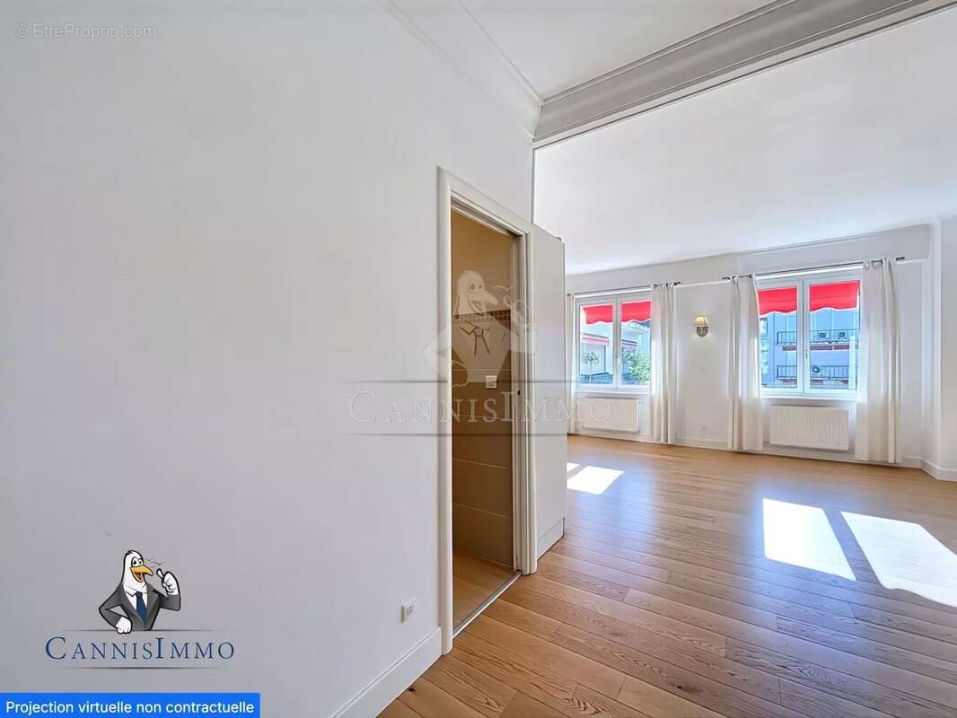 Appartement à CANNES