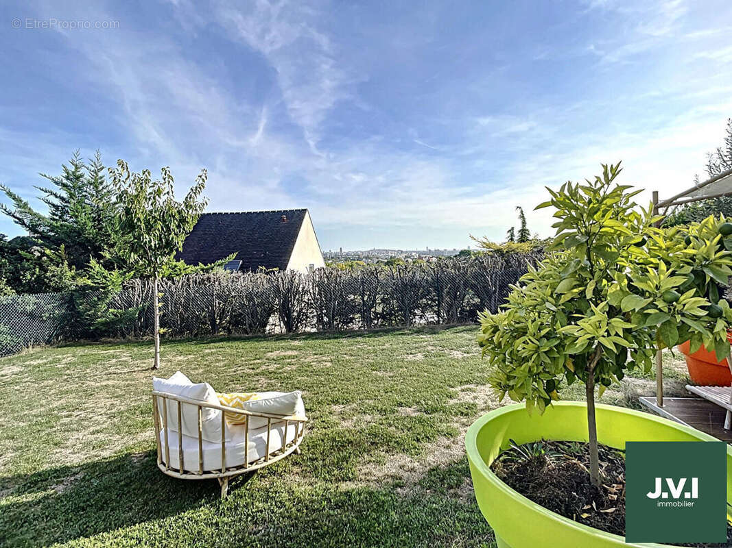 Maison à DEUIL-LA-BARRE