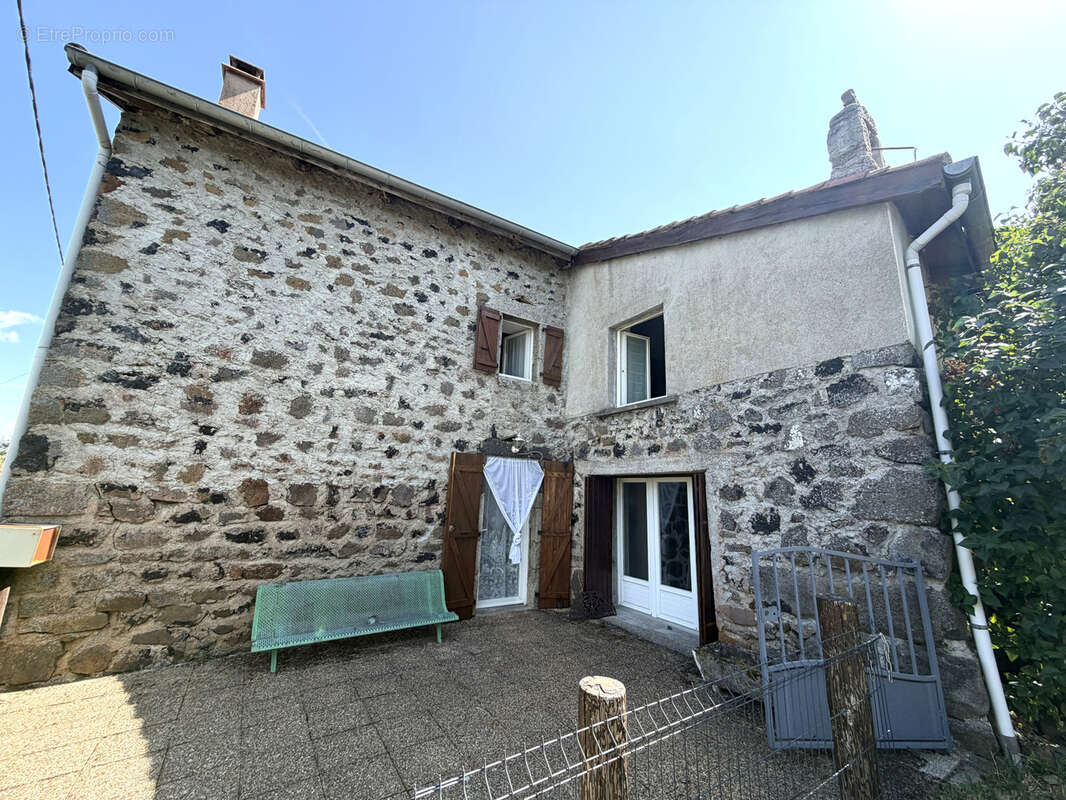 Jolie maison en pierre - photo 2