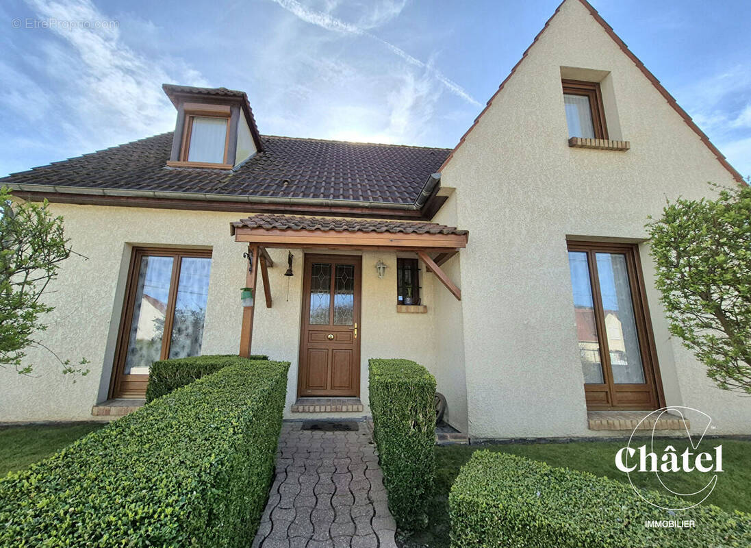 Maison à MONCHY-SAINT-ELOI