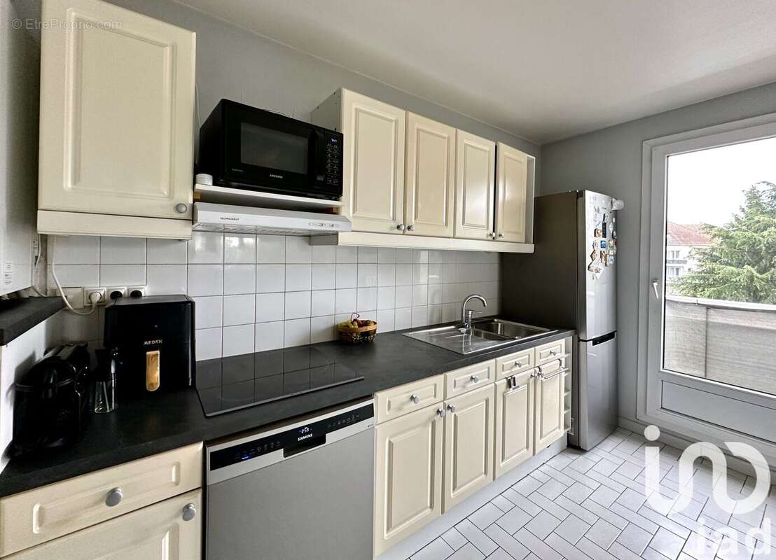 Photo 6 - Appartement à PONTAULT-COMBAULT