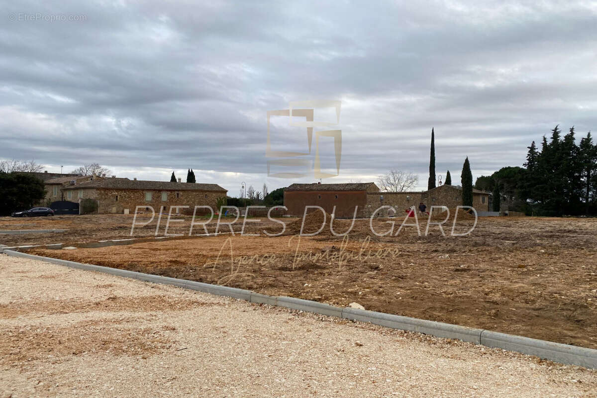 Terrain à LA BASTIDE-D'ENGRAS