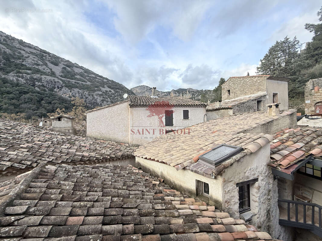 Maison à SAINT-GUILHEM-LE-DESERT