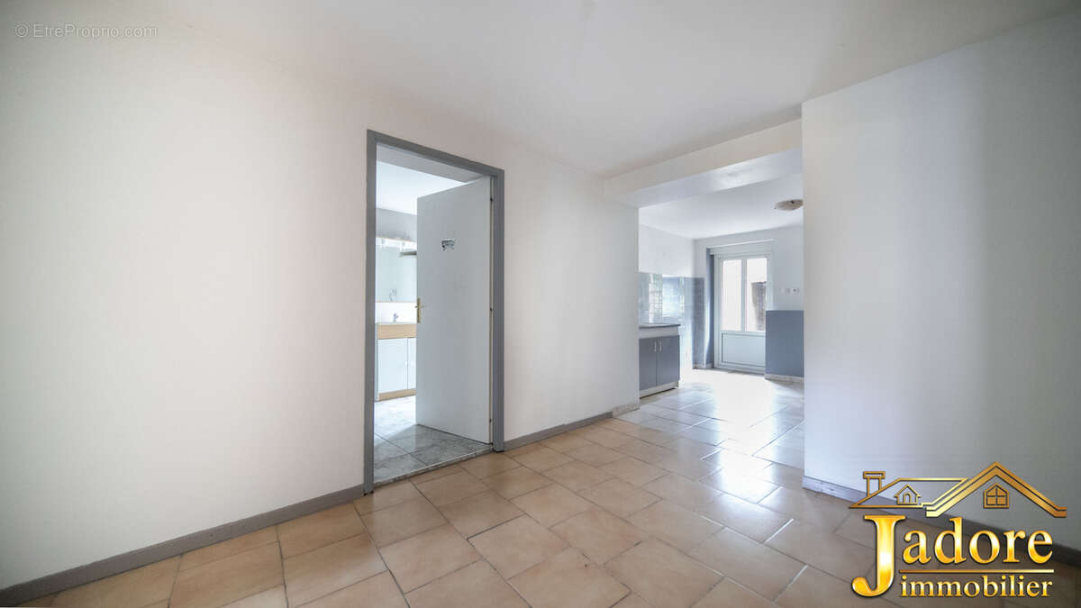 Appartement à SENONES