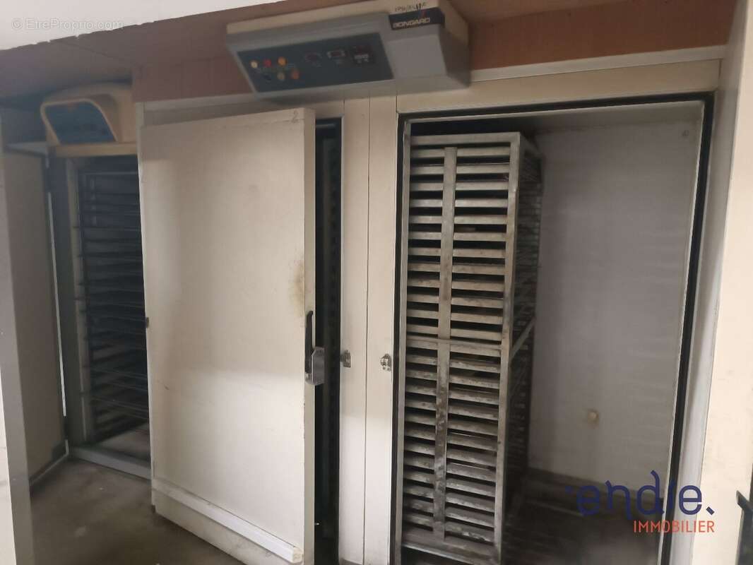 Commerce à COSNE-D&#039;ALLIER