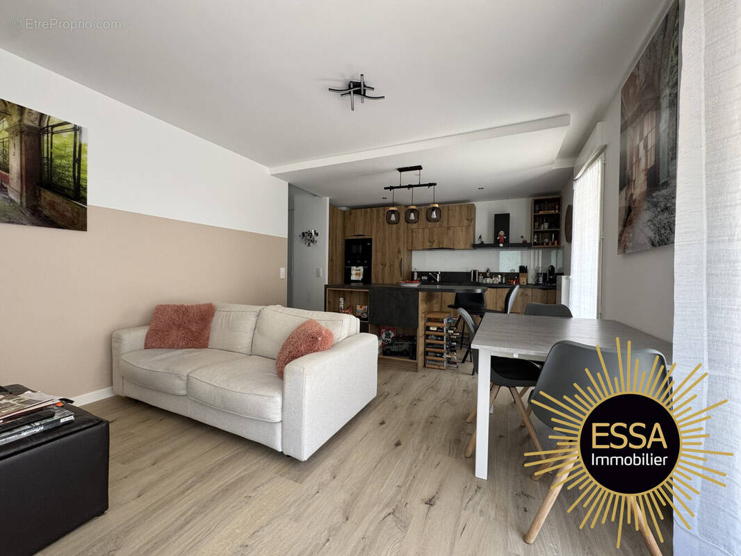 Appartement à VELIZY-VILLACOUBLAY