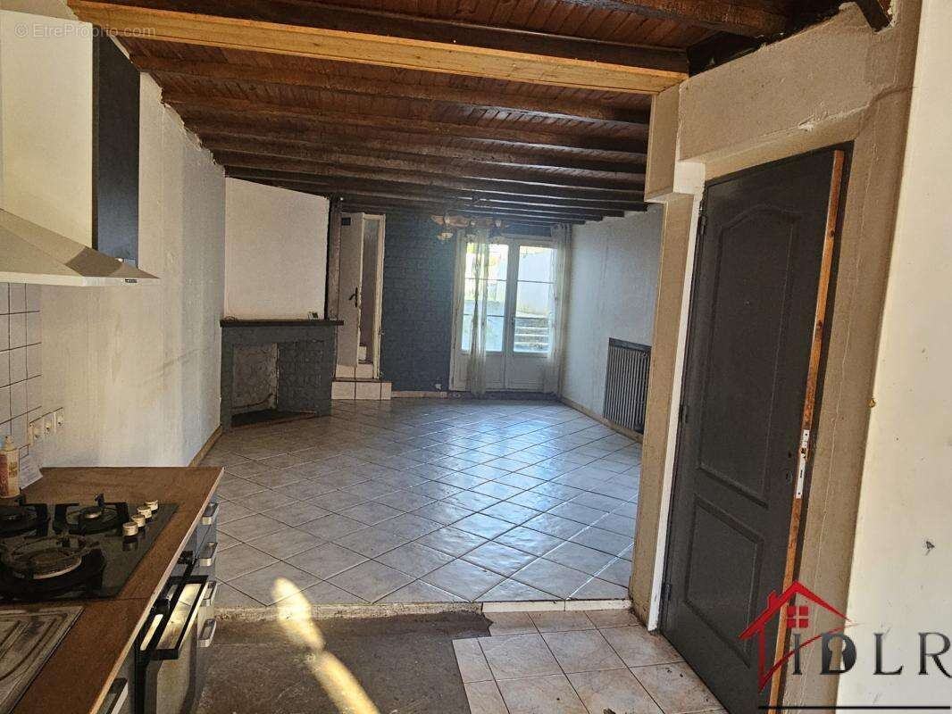 Maison à WASSY