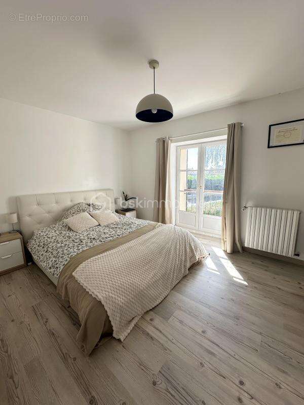 Maison à MOISSY-CRAMAYEL