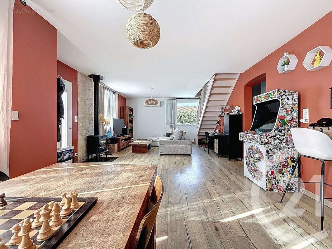 Maison à FRONTIGNAN