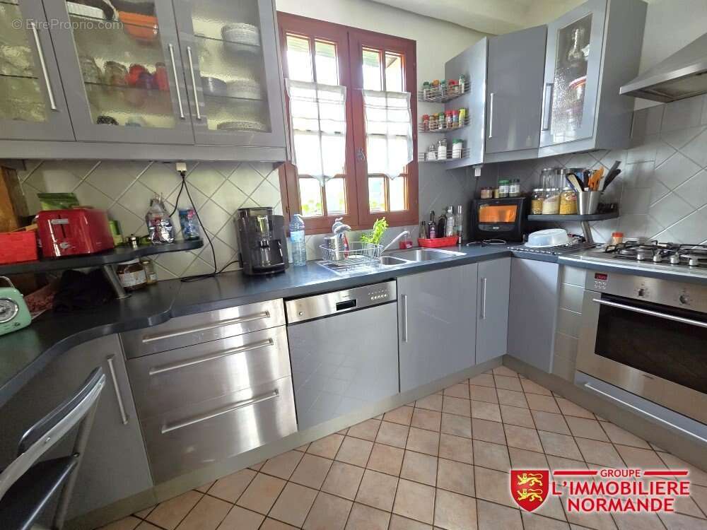 Maison à PONT-DE-L&#039;ARCHE