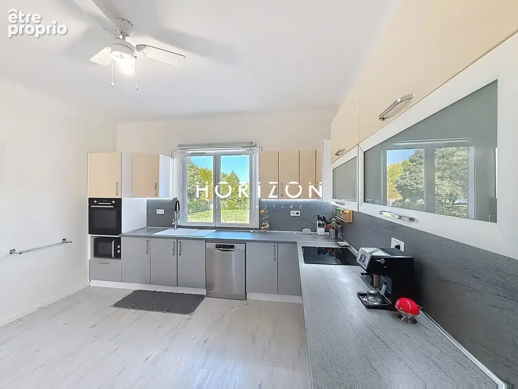 Maison 5 pièces 175 m² à vendre à Beauregard (01480) - photo 3