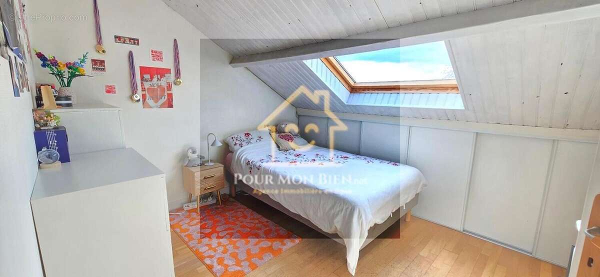 Maison à MAINVILLIERS