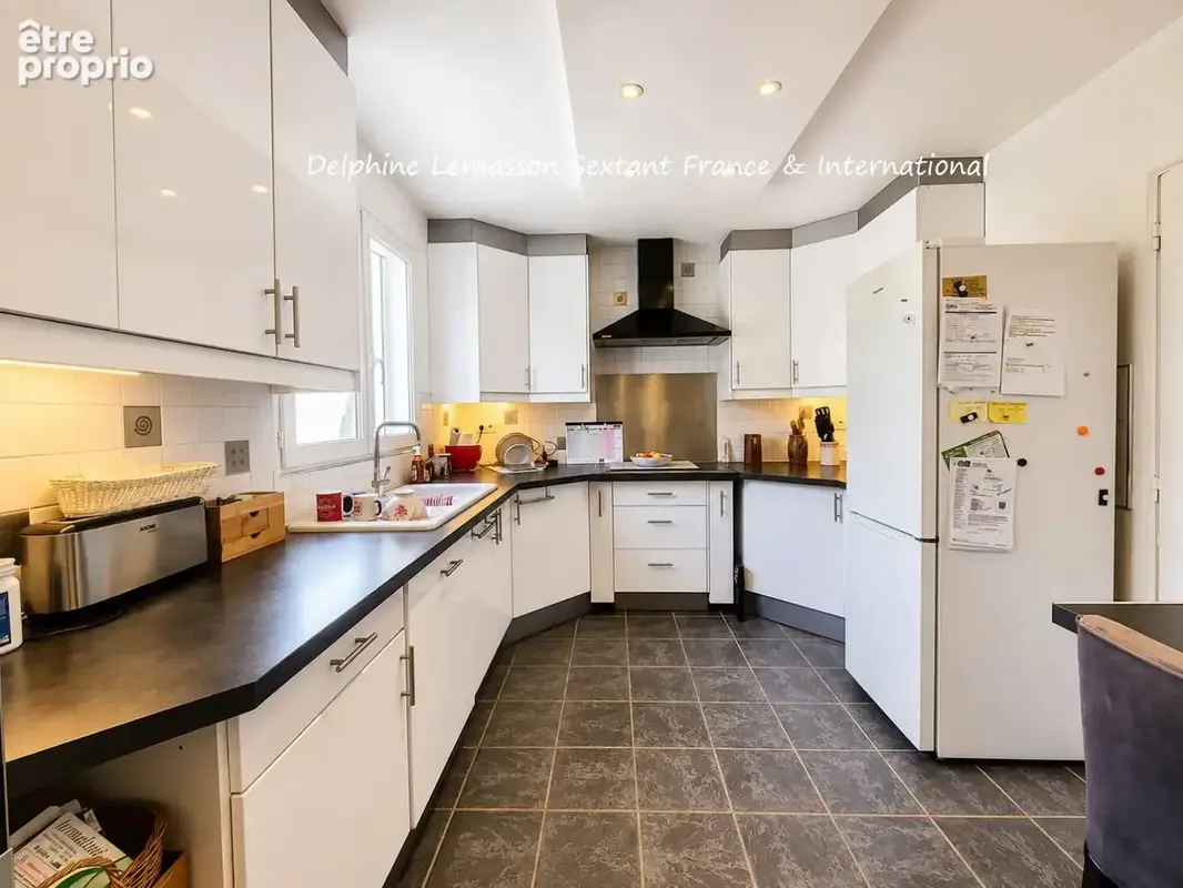 Maison de charme avec piscine et jardin arboré - photo 10