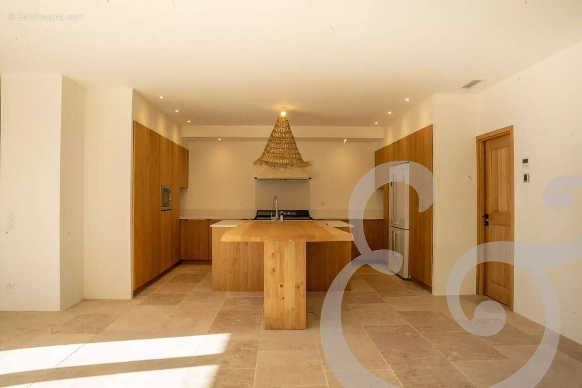 Maison à SAINT-REMY-DE-PROVENCE