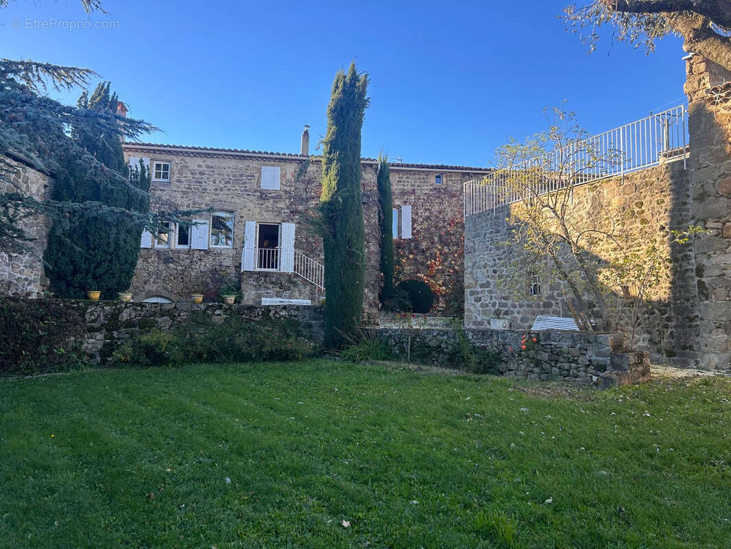 Maison à PEAUGRES