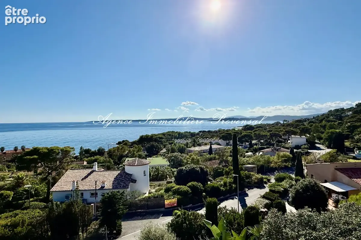 Maison 6 pièces 230 m² à vendre à Roquebrune-Sur-Argens (83380) - photo 8
