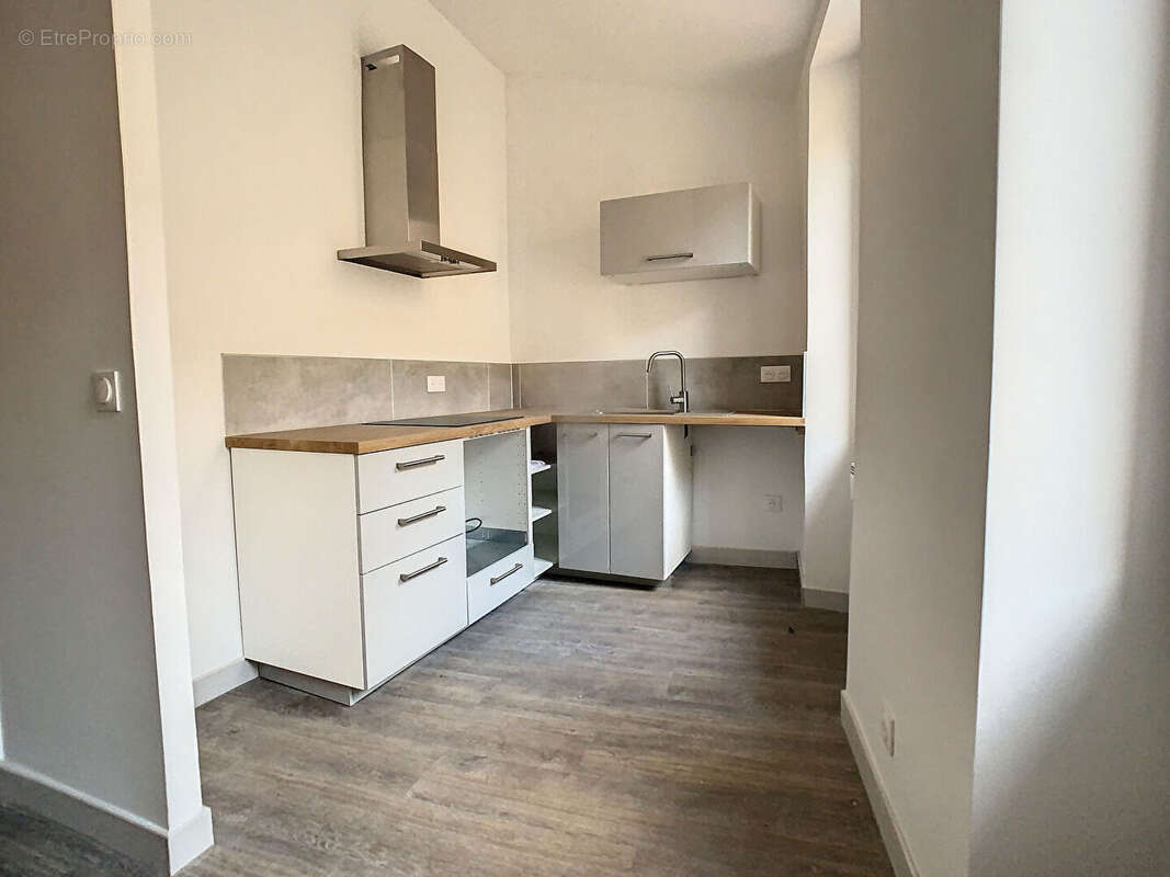 Appartement à MARSEILLE-6E
