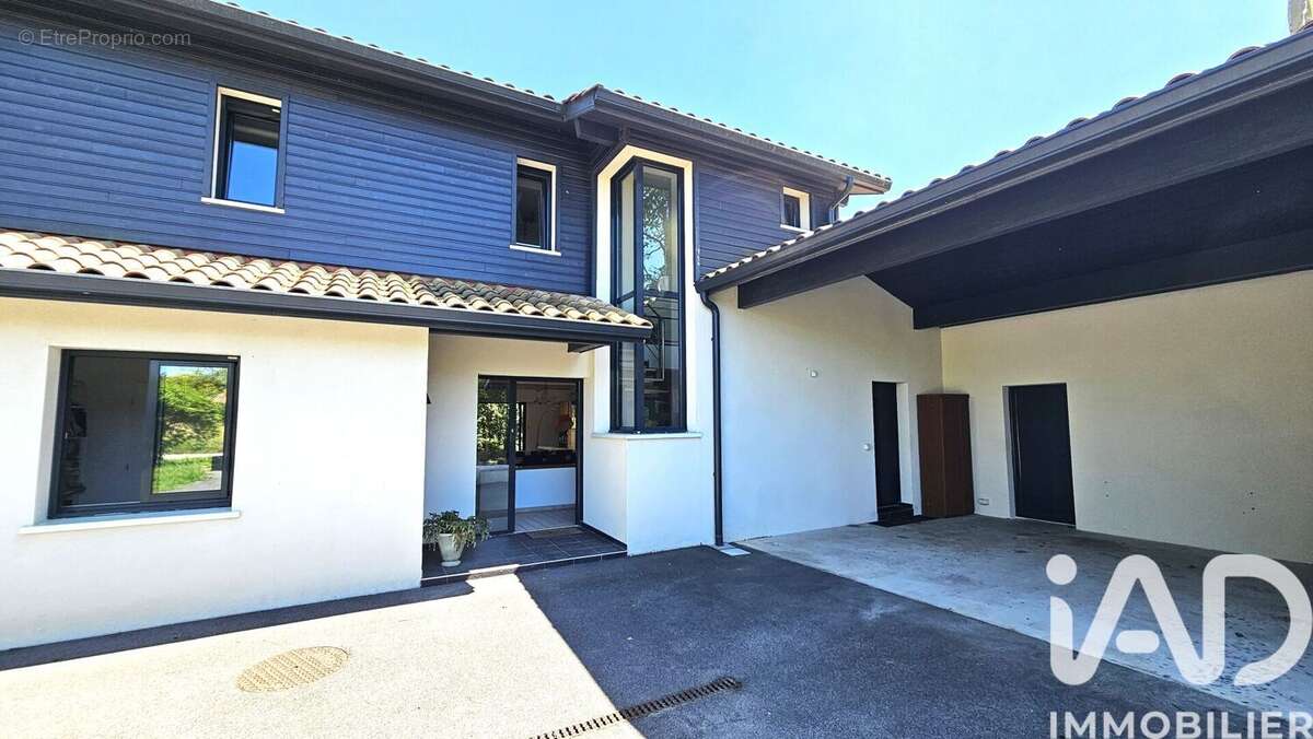 Photo 3 - Maison à SAINT-MARTIN-DE-SEIGNANX