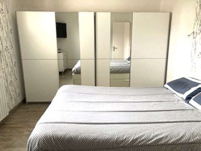 Maison à NIEUL-LE-DOLENT