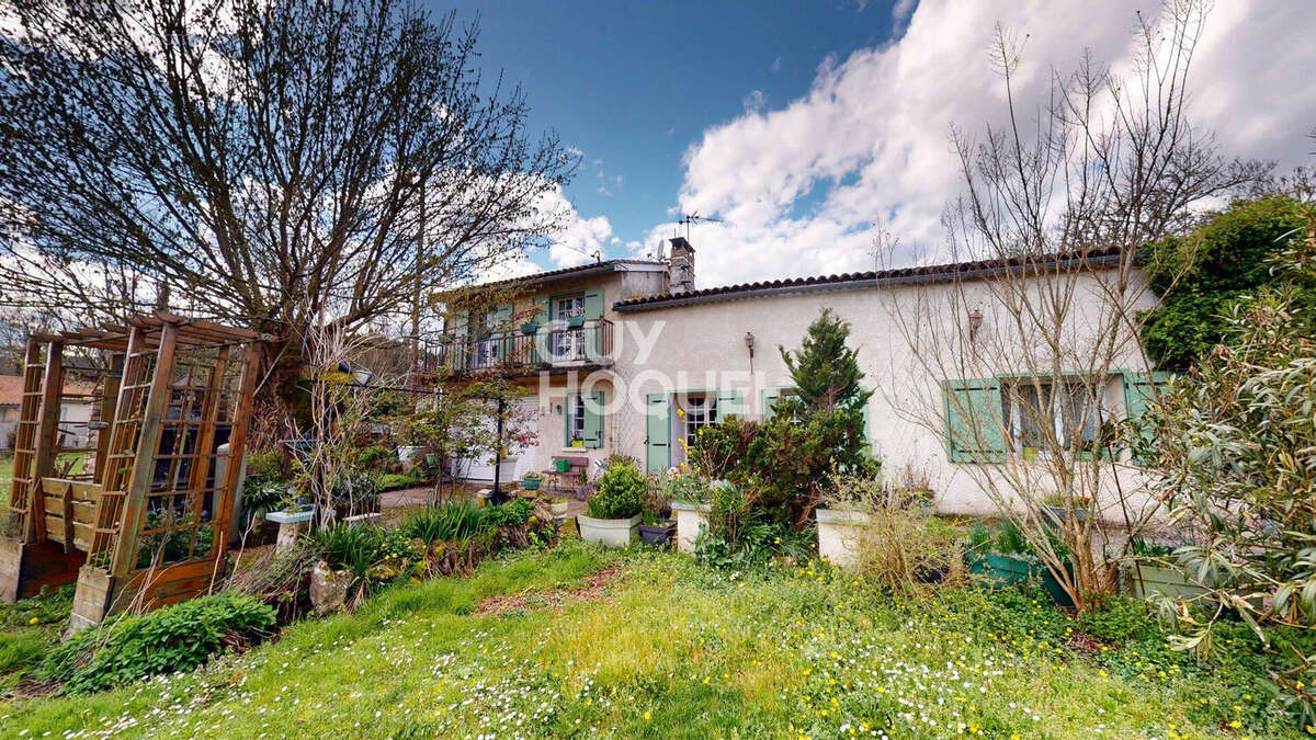 Maison à LANDIRAS