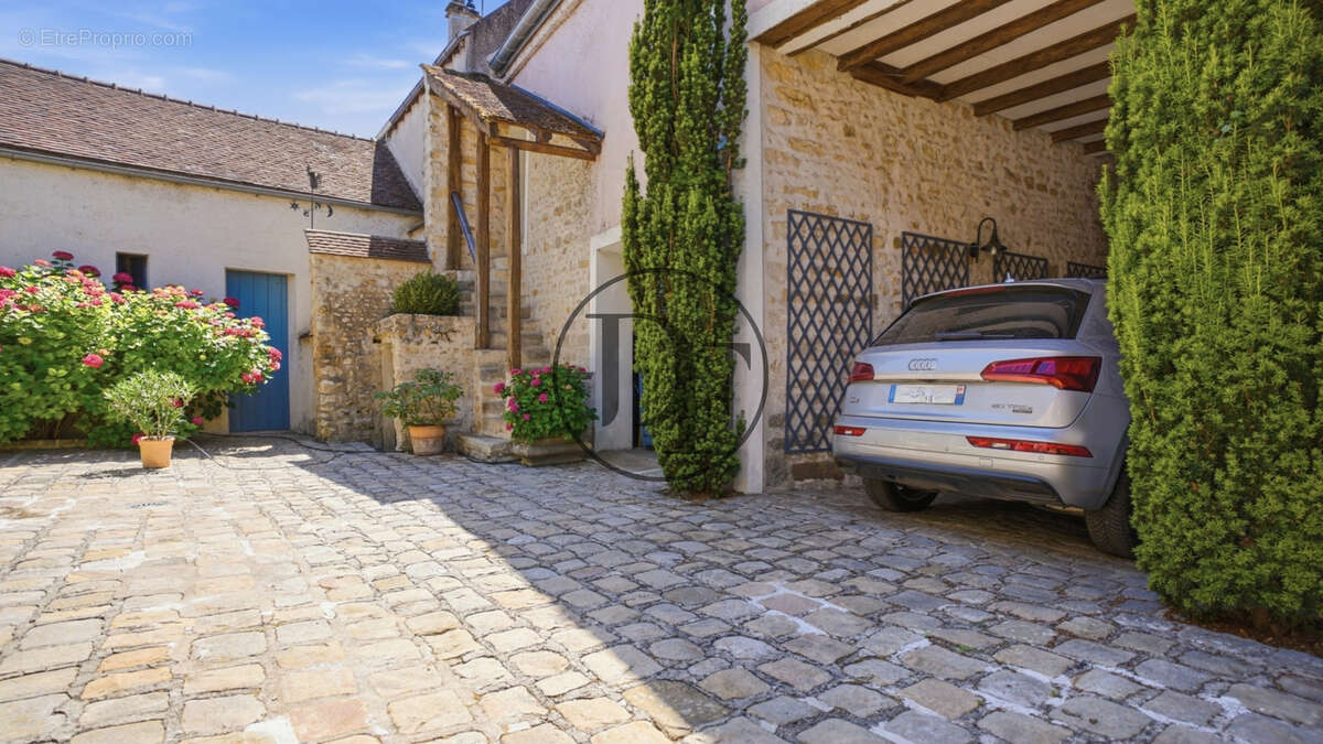 Maison à BOURRON-MARLOTTE