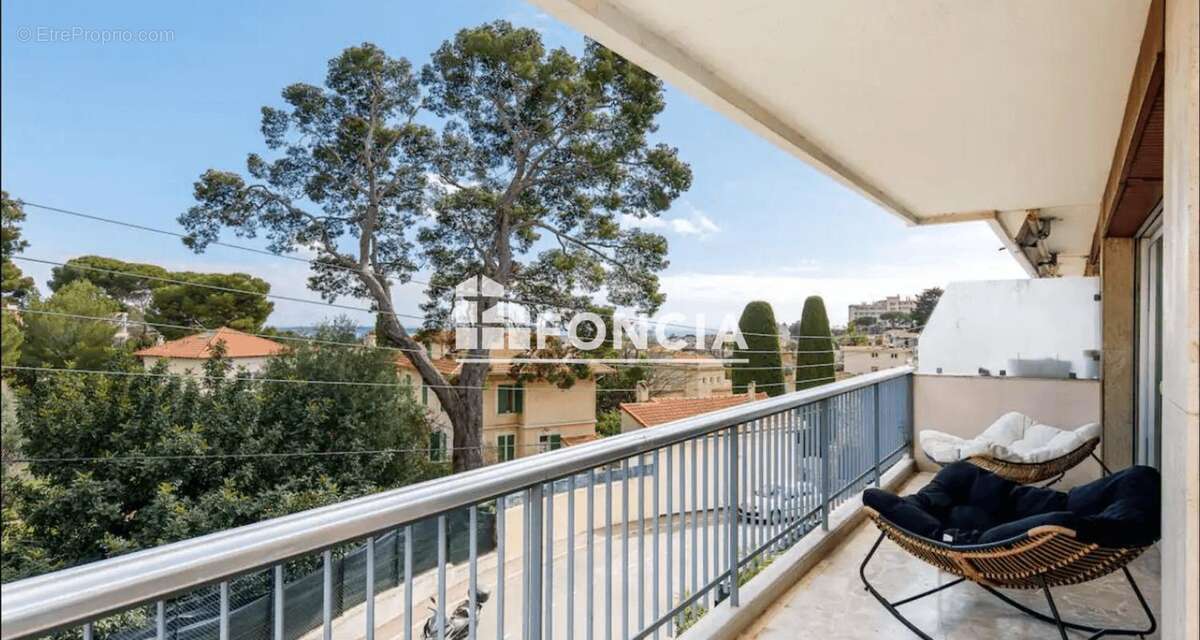 Appartement à LE CANNET