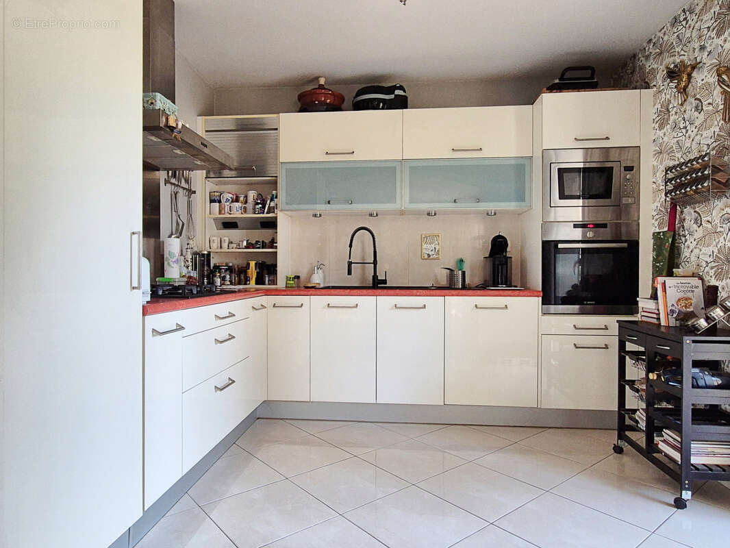 Appartement à LYON-9E