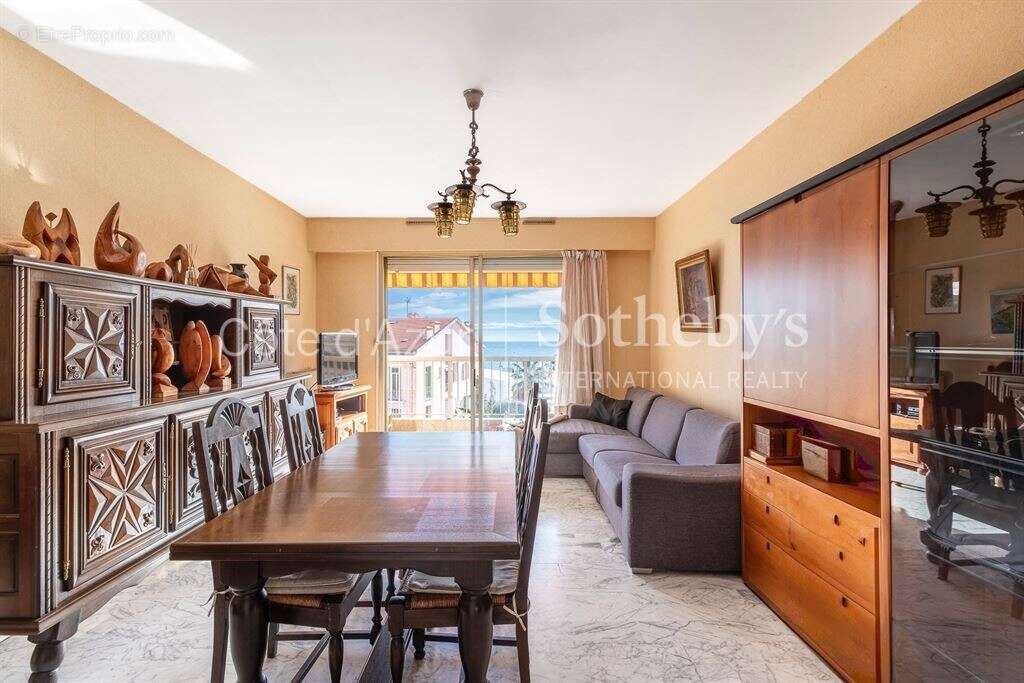 Appartement à BEAULIEU-SUR-MER