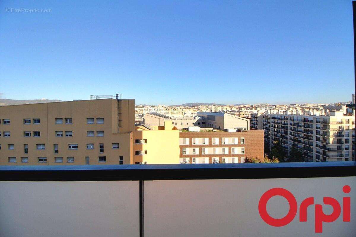 Appartement à MARSEILLE-2E